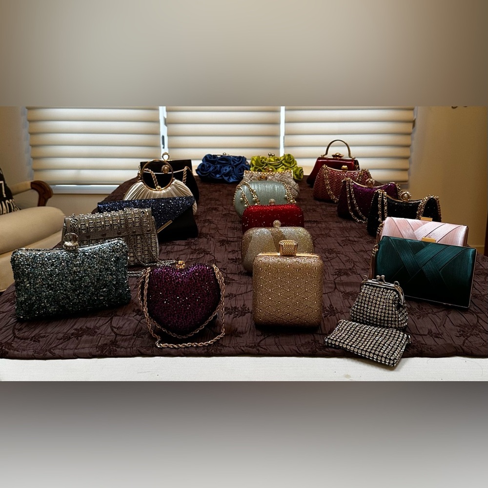 NEW STOCK! Elegant Evening Bags w/Crossbody Chain